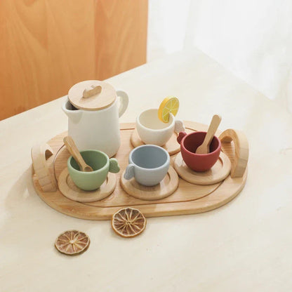 Dinette : service à thé en bois et silicone — vue principale